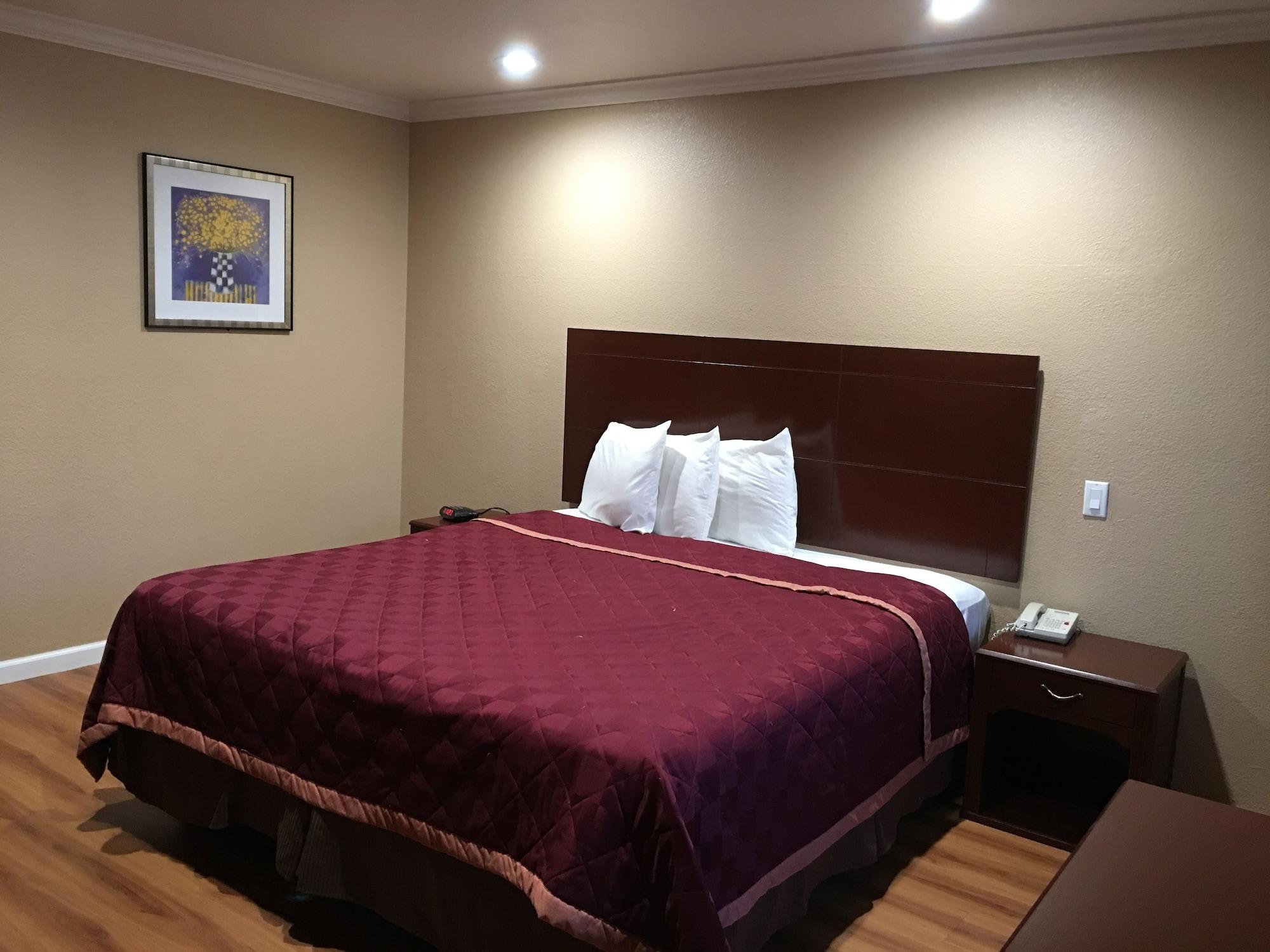 Express Inn & Suites Ontario Airport Экстерьер фото