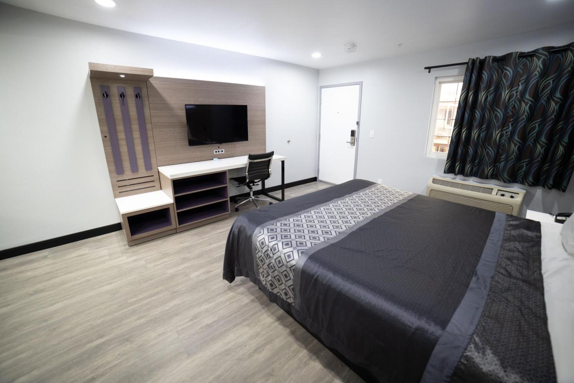Express Inn & Suites Ontario Airport Экстерьер фото