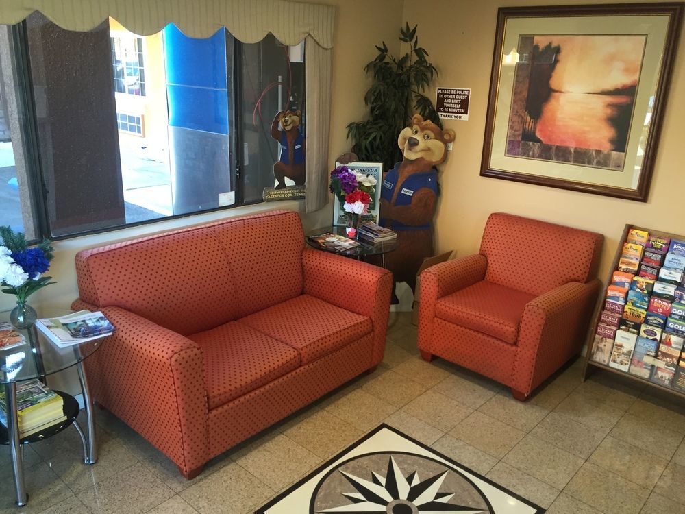 Express Inn & Suites Ontario Airport Экстерьер фото